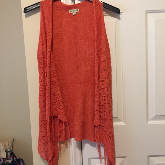 live and let live Tops - Sleeveless Kimono/Cardigan